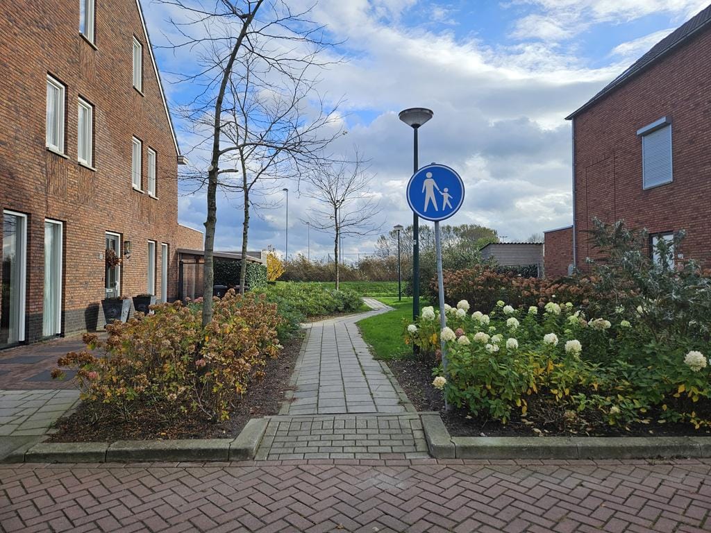 Photo 28 of Hof van Voorvliet 32