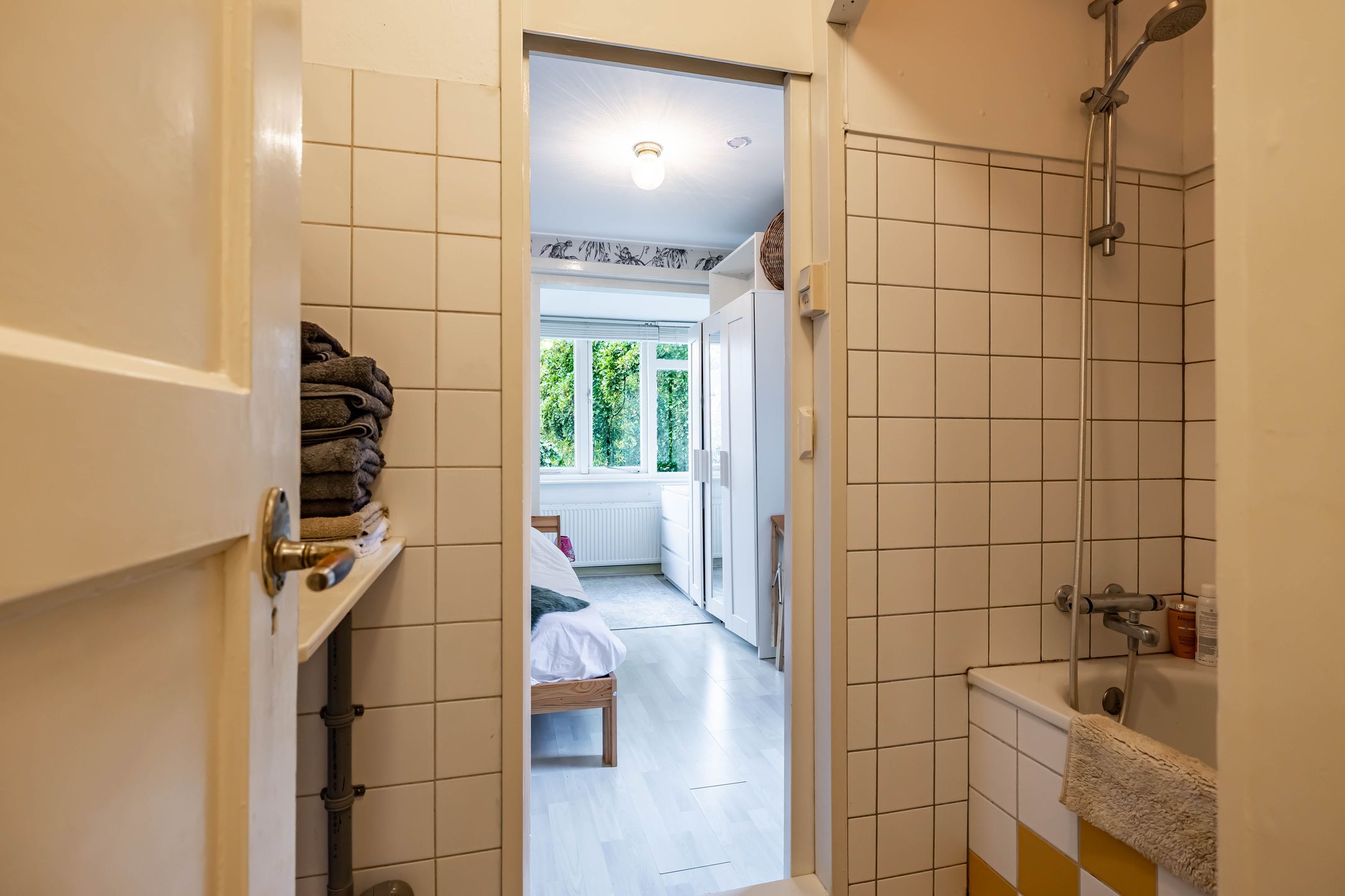 Photo 42 of K. de Vriezestraat 52