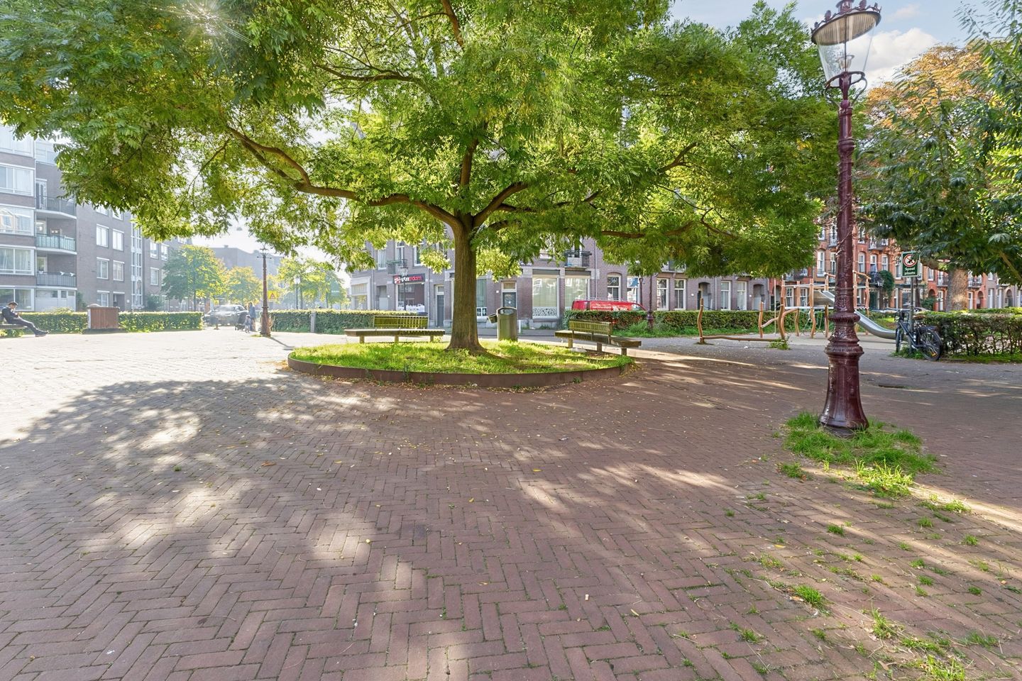 Photo 34 of Eerste Atjehstraat 37-2
