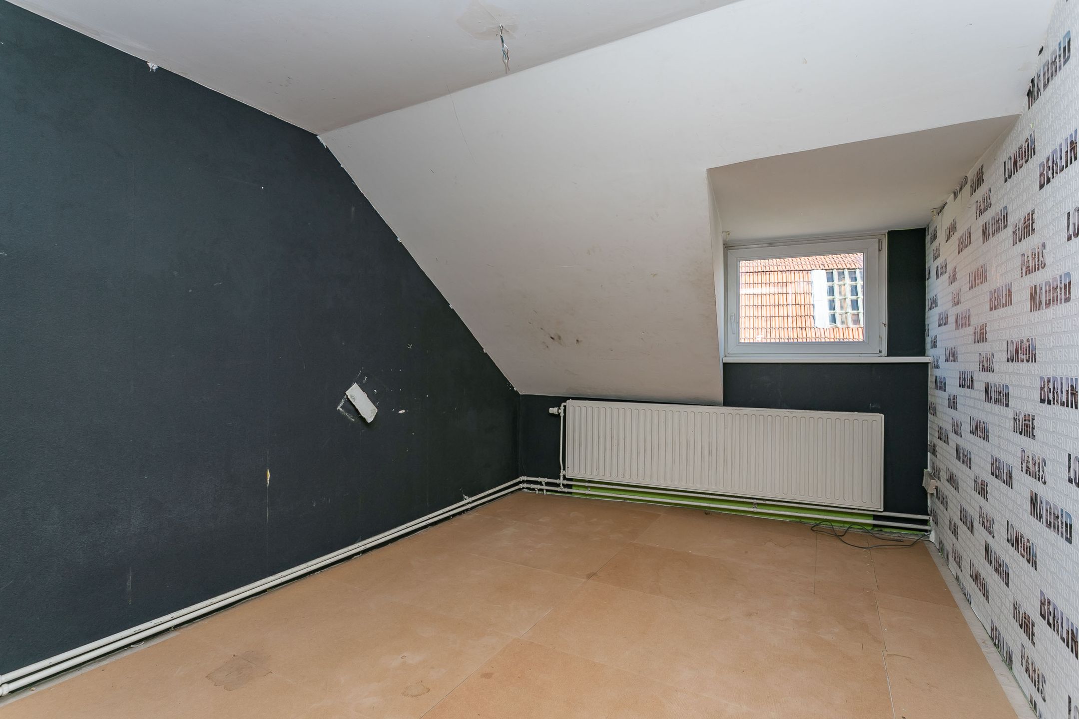 Photo 21 of Chevremontstraat 37