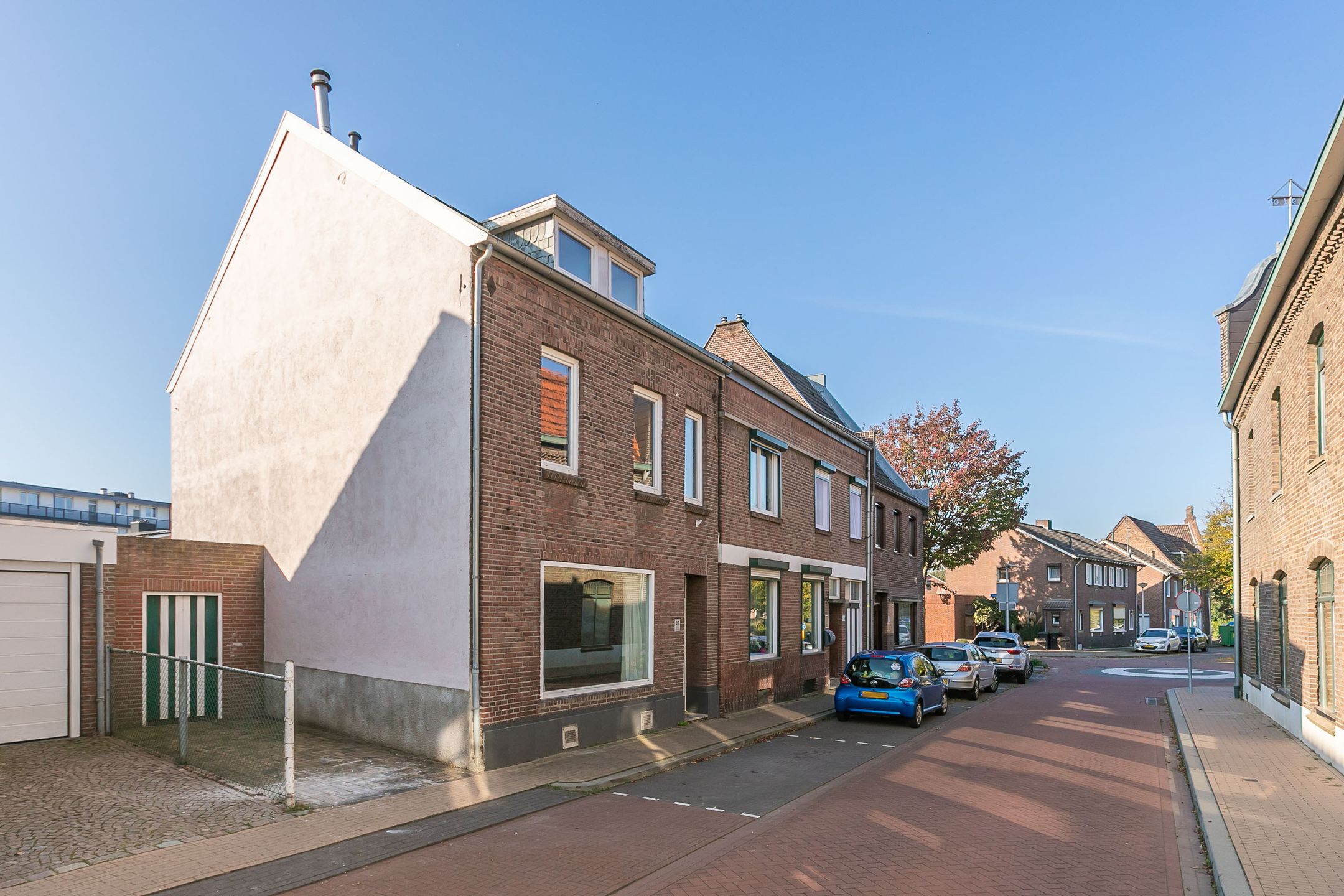 Photo 33 of Chevremontstraat 37