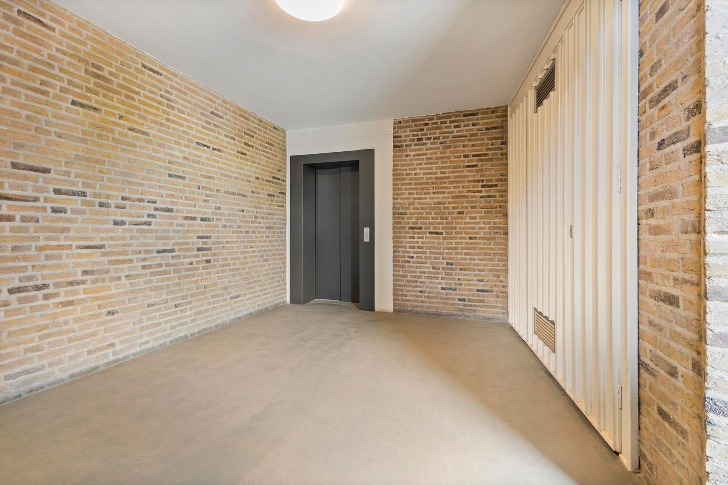Photo 14 of Koningsplein flat 103-B