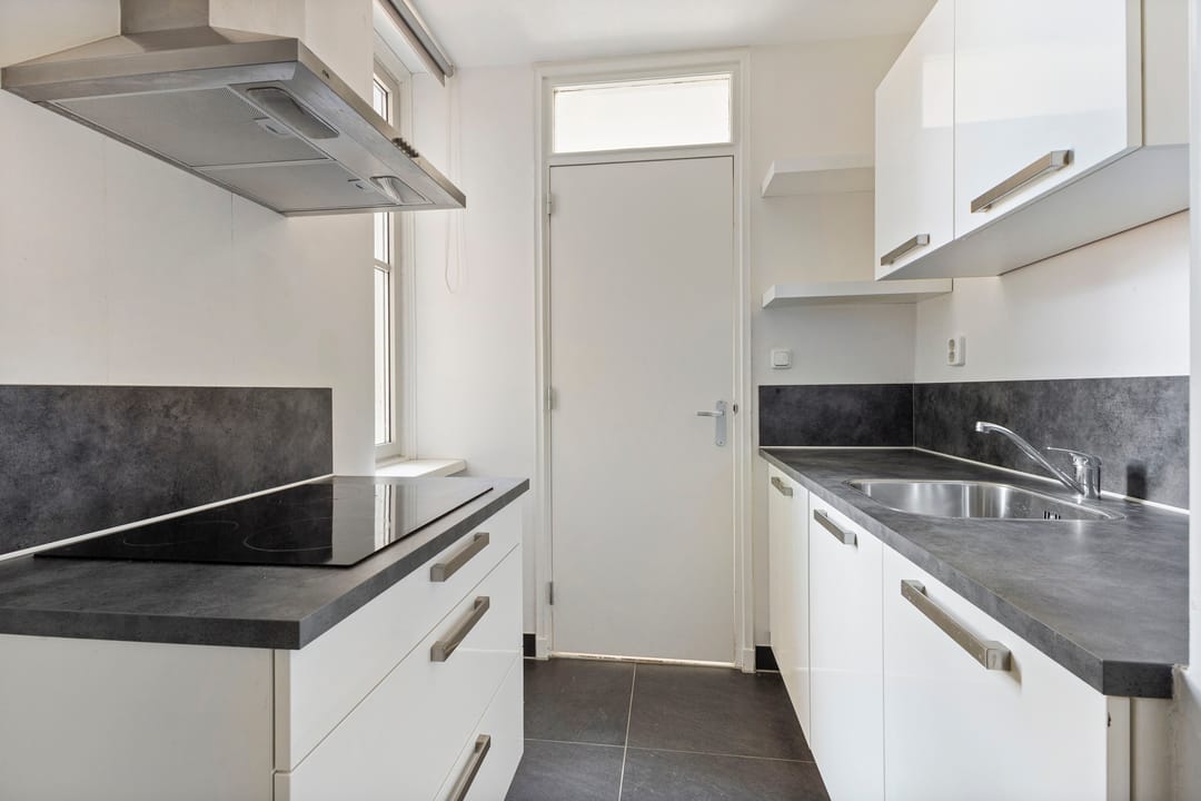 Photo 7 of Koningsplein flat 103-B
