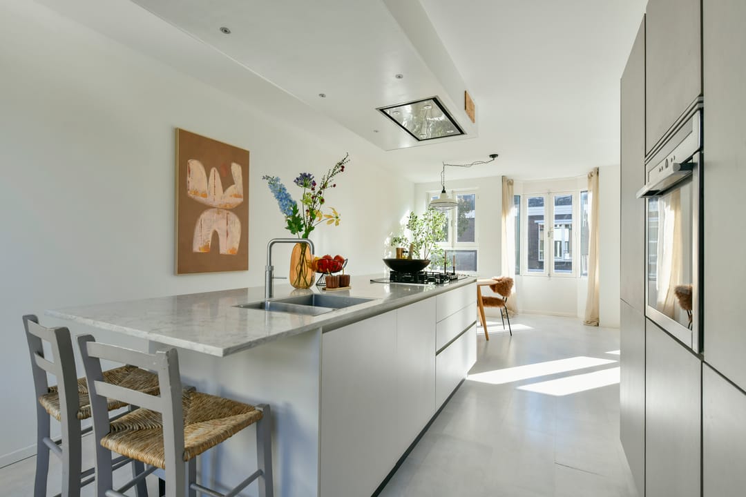 Photo 11 of Nieuwe Wagenstraat 8-B