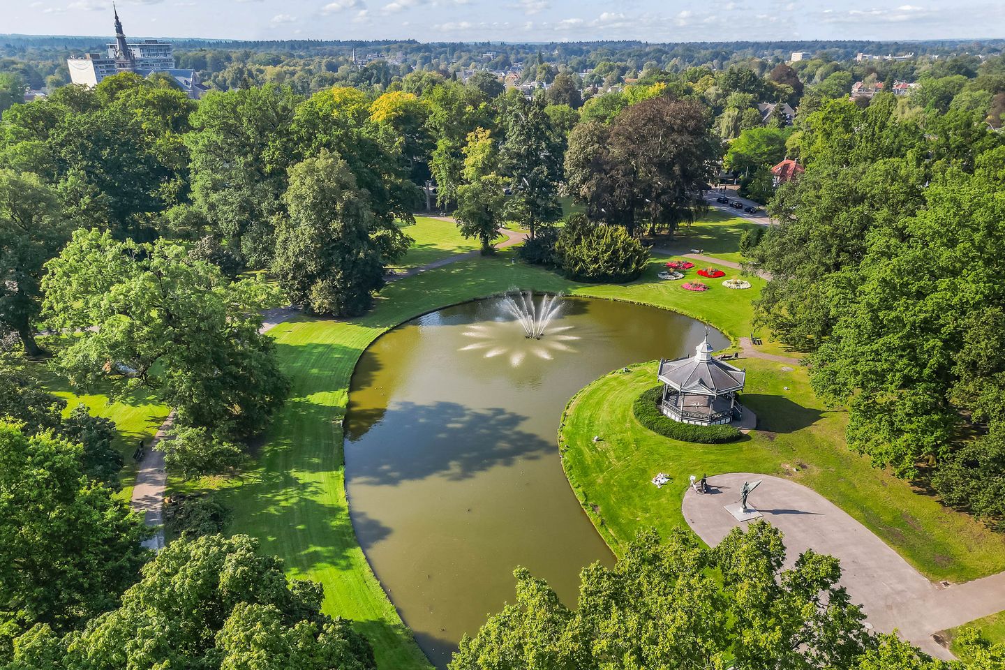 Foto 4 van Kerklaan 10
