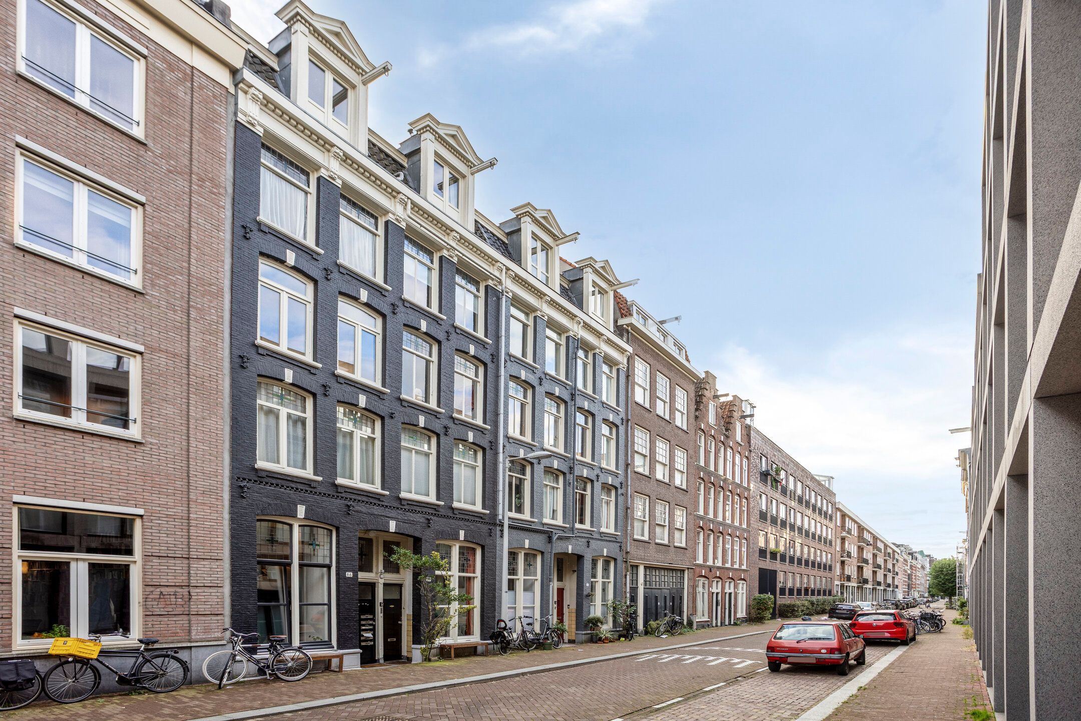 Photo 30 of Fokke Simonszstraat 86-2