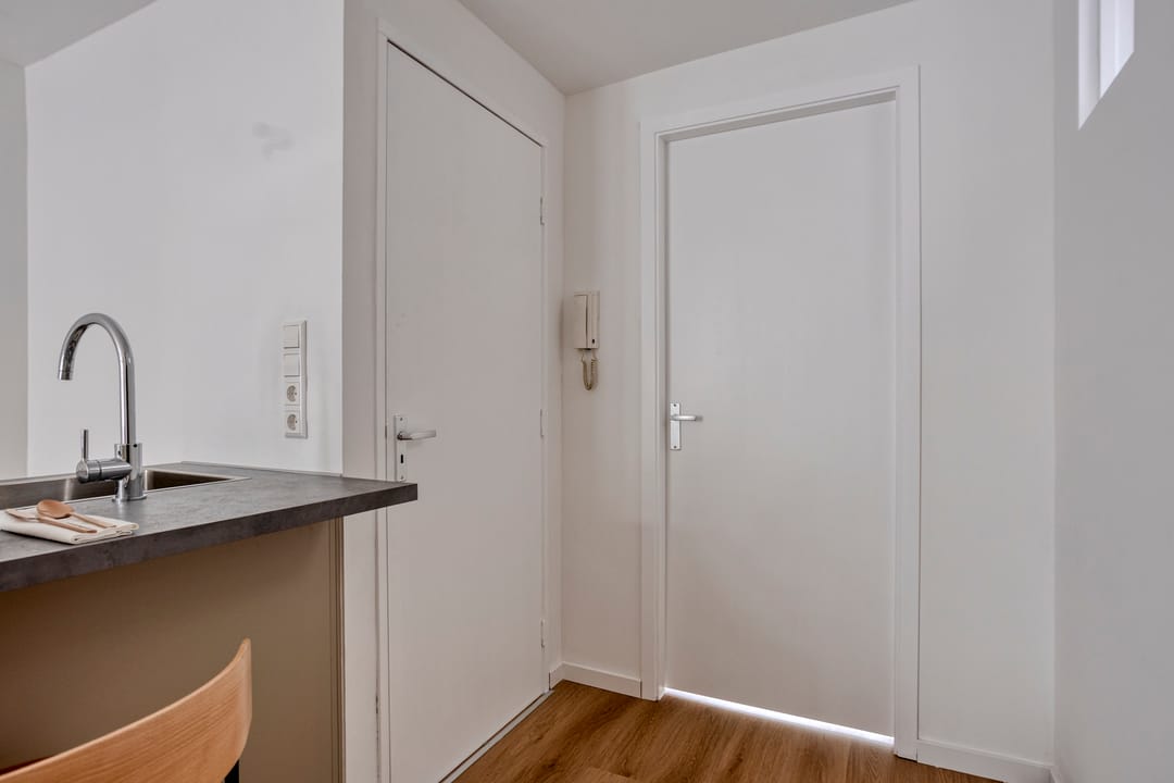 Photo 8 of Fokke Simonszstraat 86-2