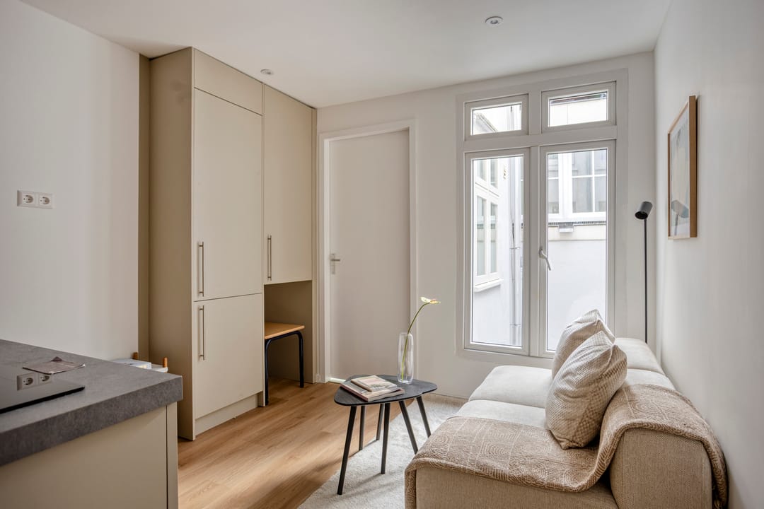 Photo 2 of Fokke Simonszstraat 86-2