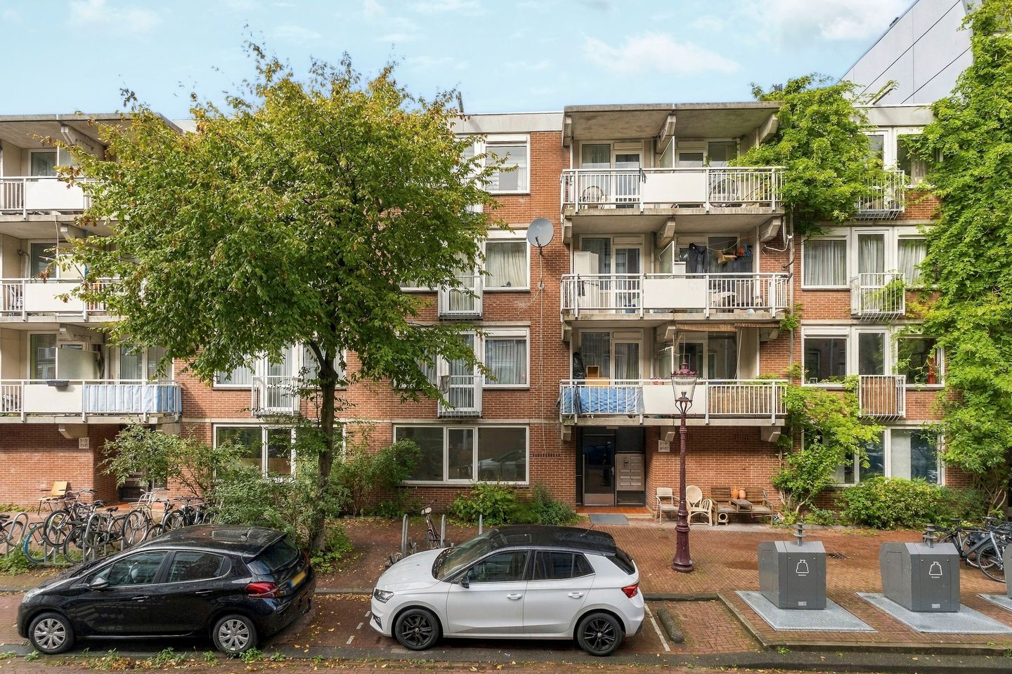 Foto 1 van Eerste Atjehstraat 9-A