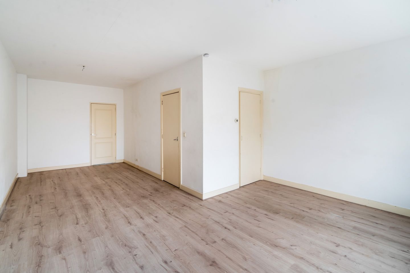 Foto 10 van Strevelsweg 88-B02