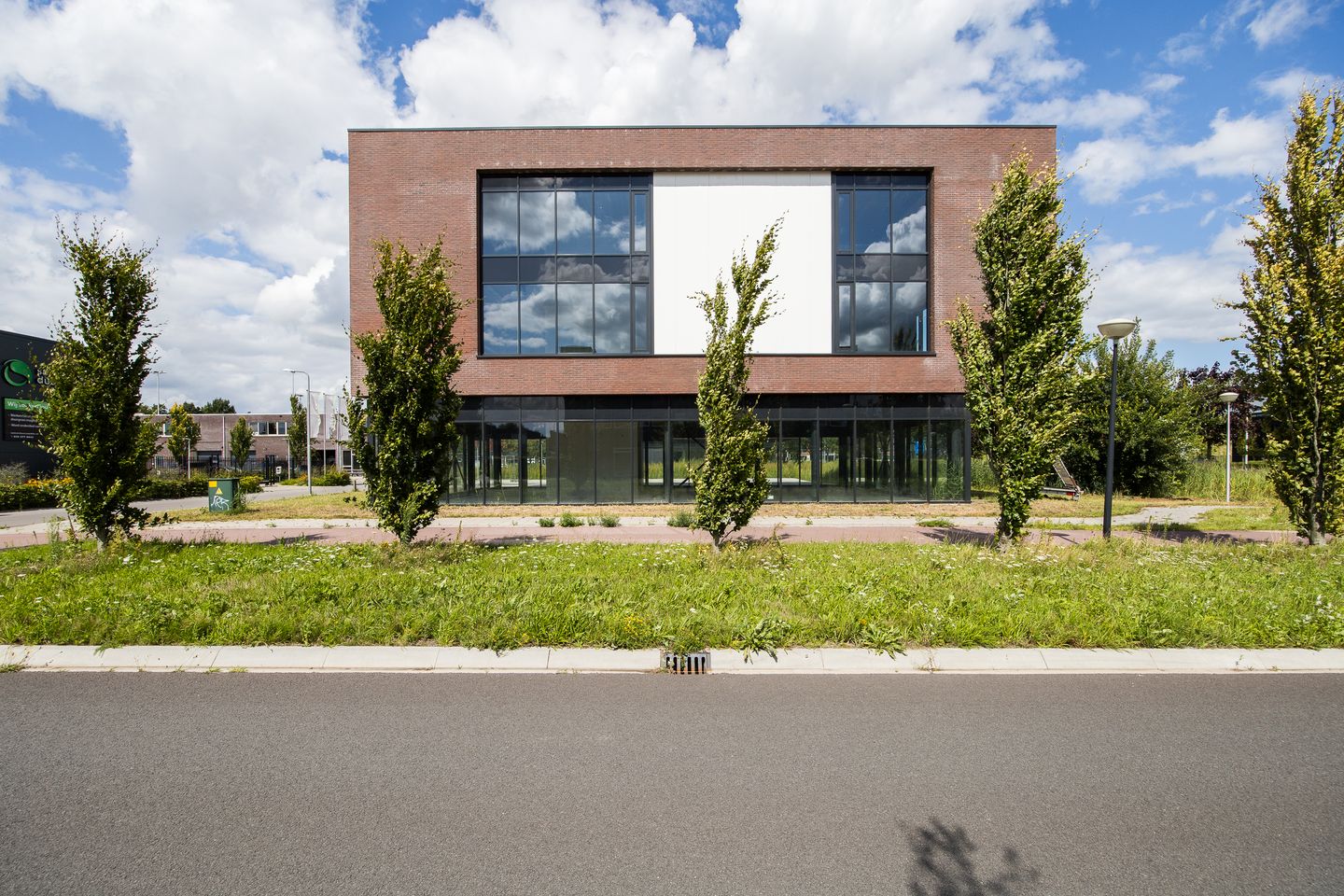Bekijk foto 4 van Plantageweg 2