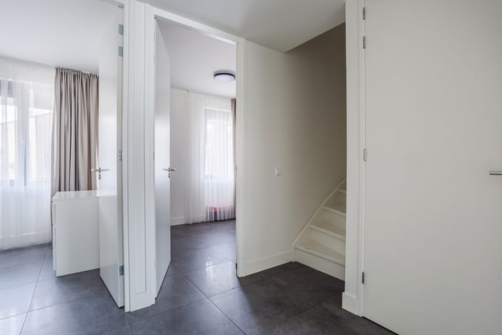 Photo 4 of Bep van Klaverenstraat 5-B
