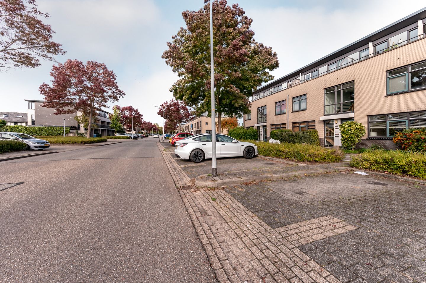 Photo 35 of Joris Ivenslaan 171