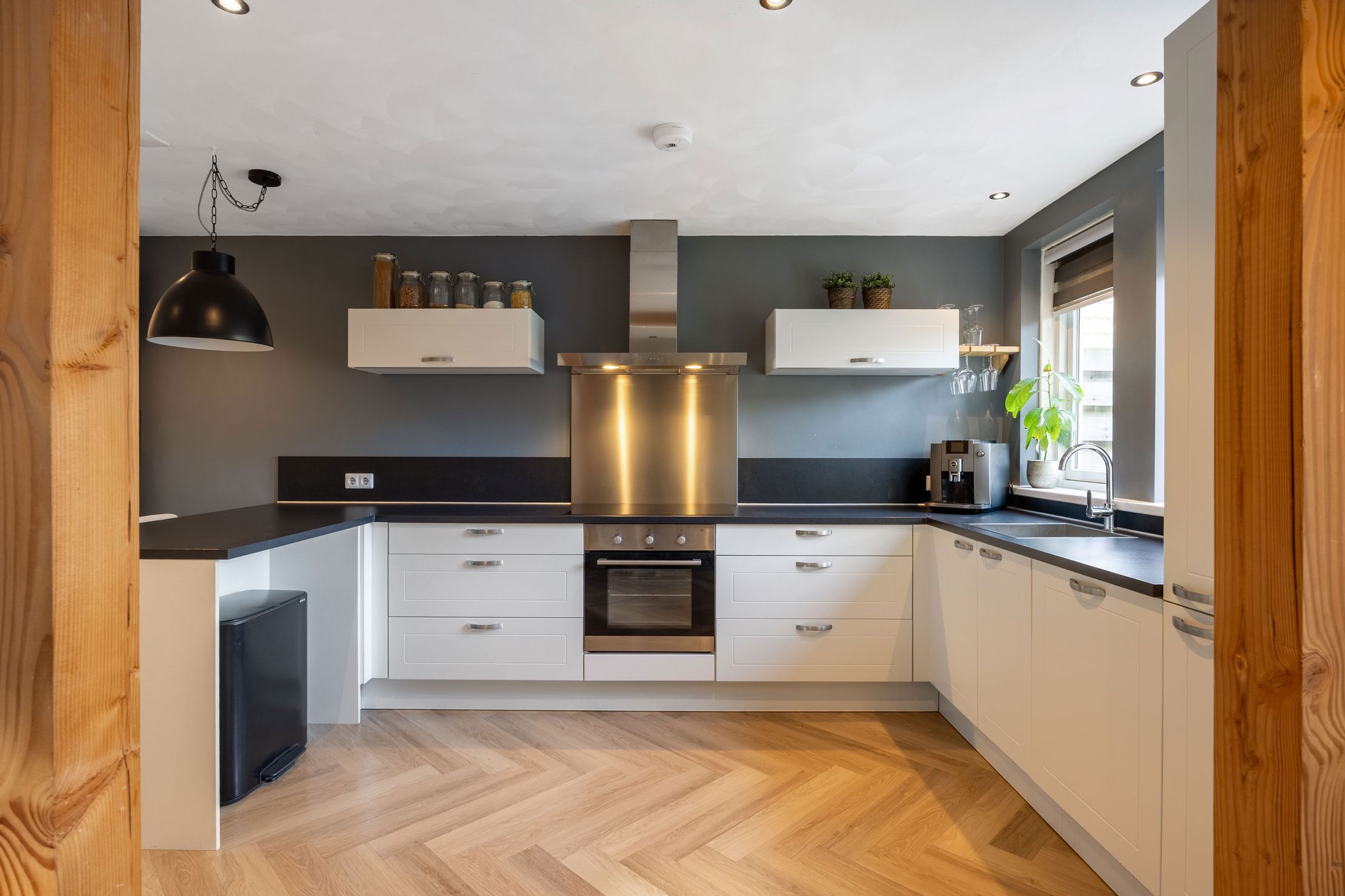 Photo 3 of Havenstraat 86