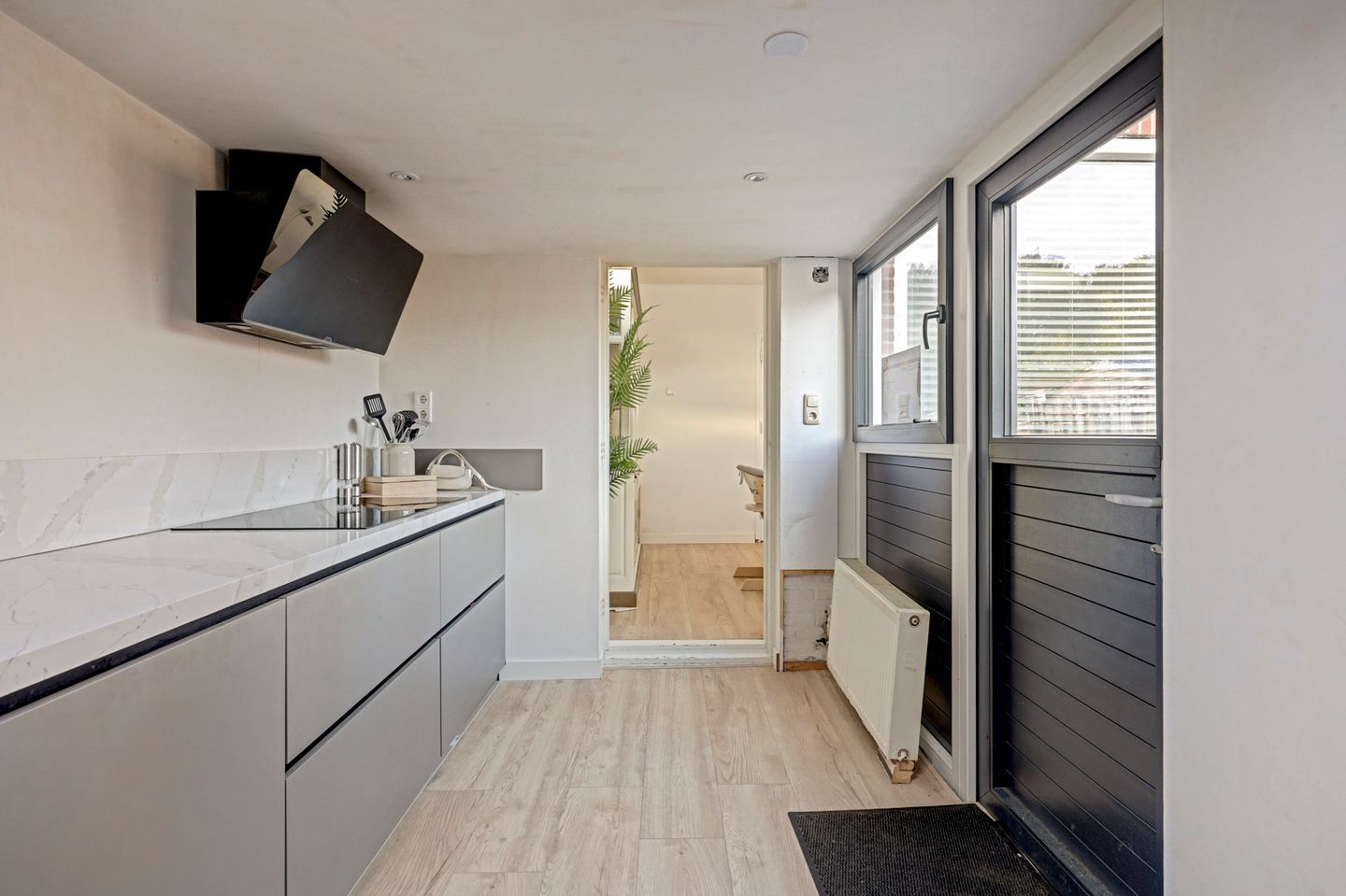 Photo 19 of Ankerstraat 56