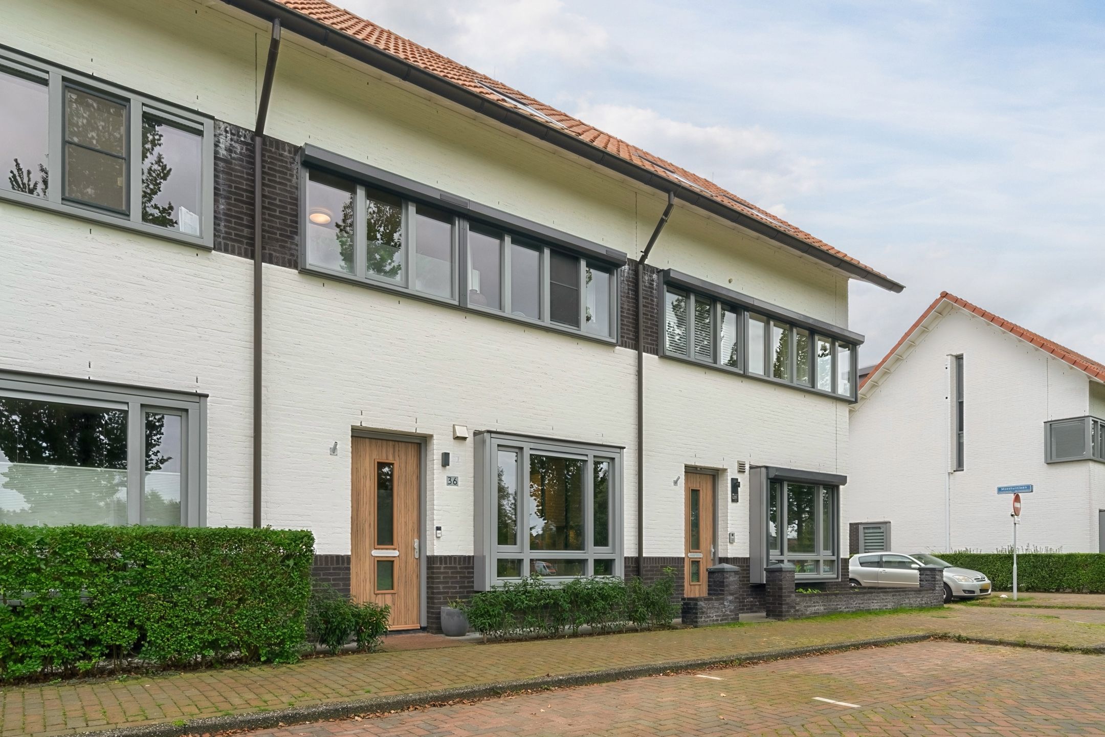 Foto 42 van Kruidentuinlaan 36
