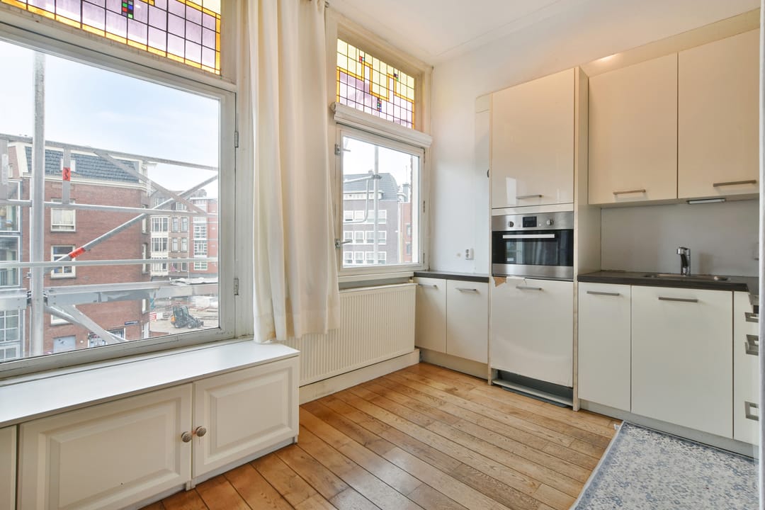 Photo 7 of Marnixstraat 335-C