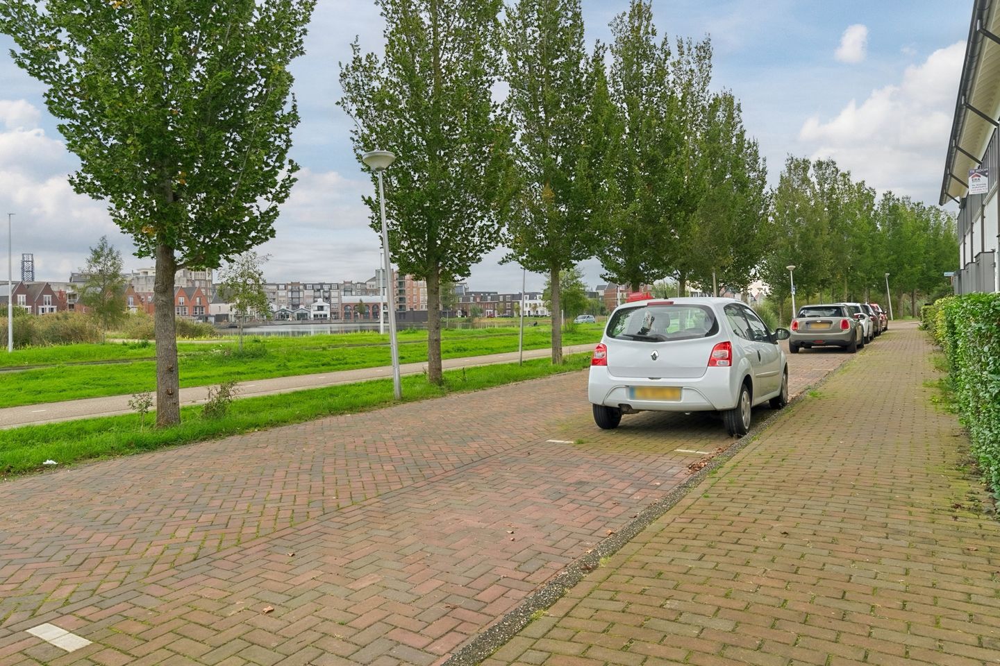 Foto 44 van Kruidentuinlaan 36