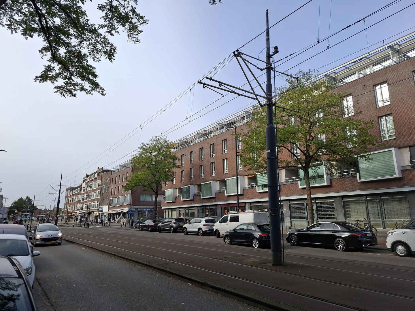 Bekijk foto 1 van Vierambachtsstraat 107