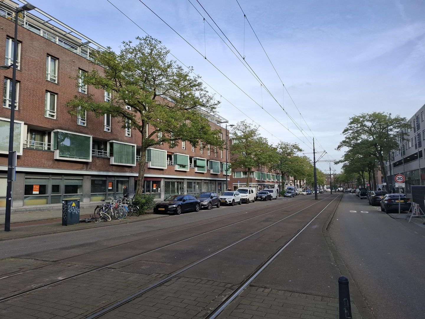 Bekijk foto 3 van Vierambachtsstraat 107