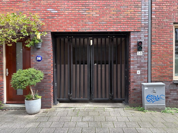 Photo 3 of Albregt-Engelmanstraat