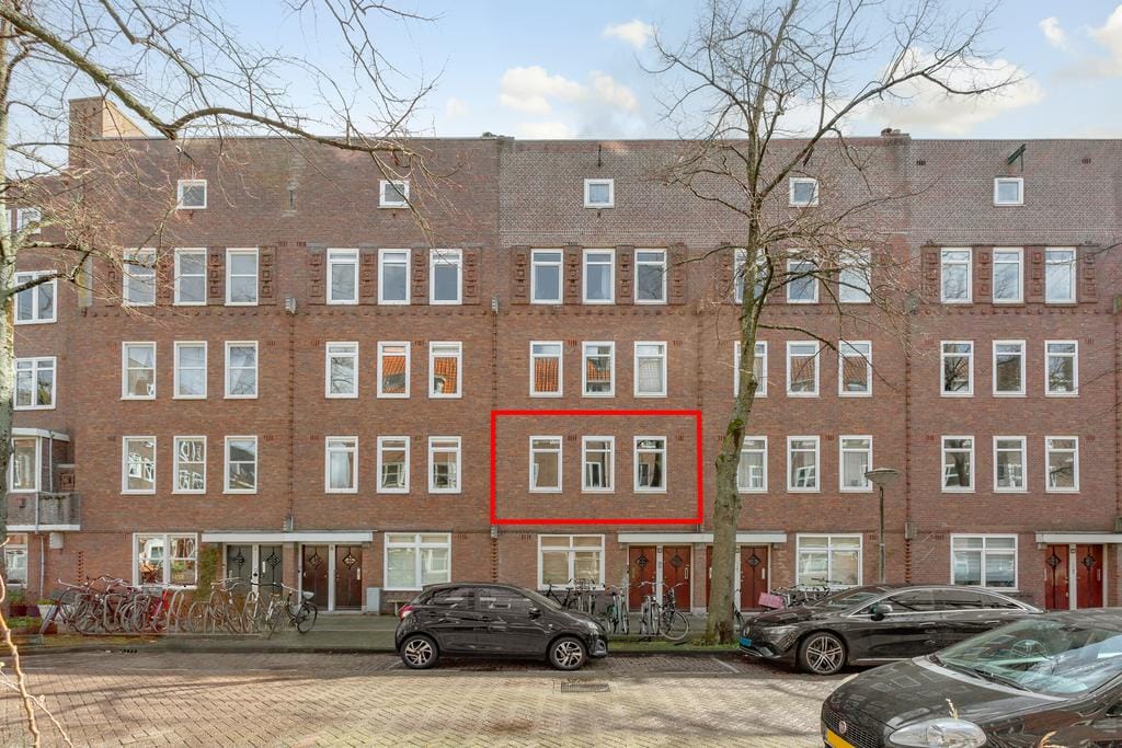 Photo 20 of Crynssenstraat 48-1