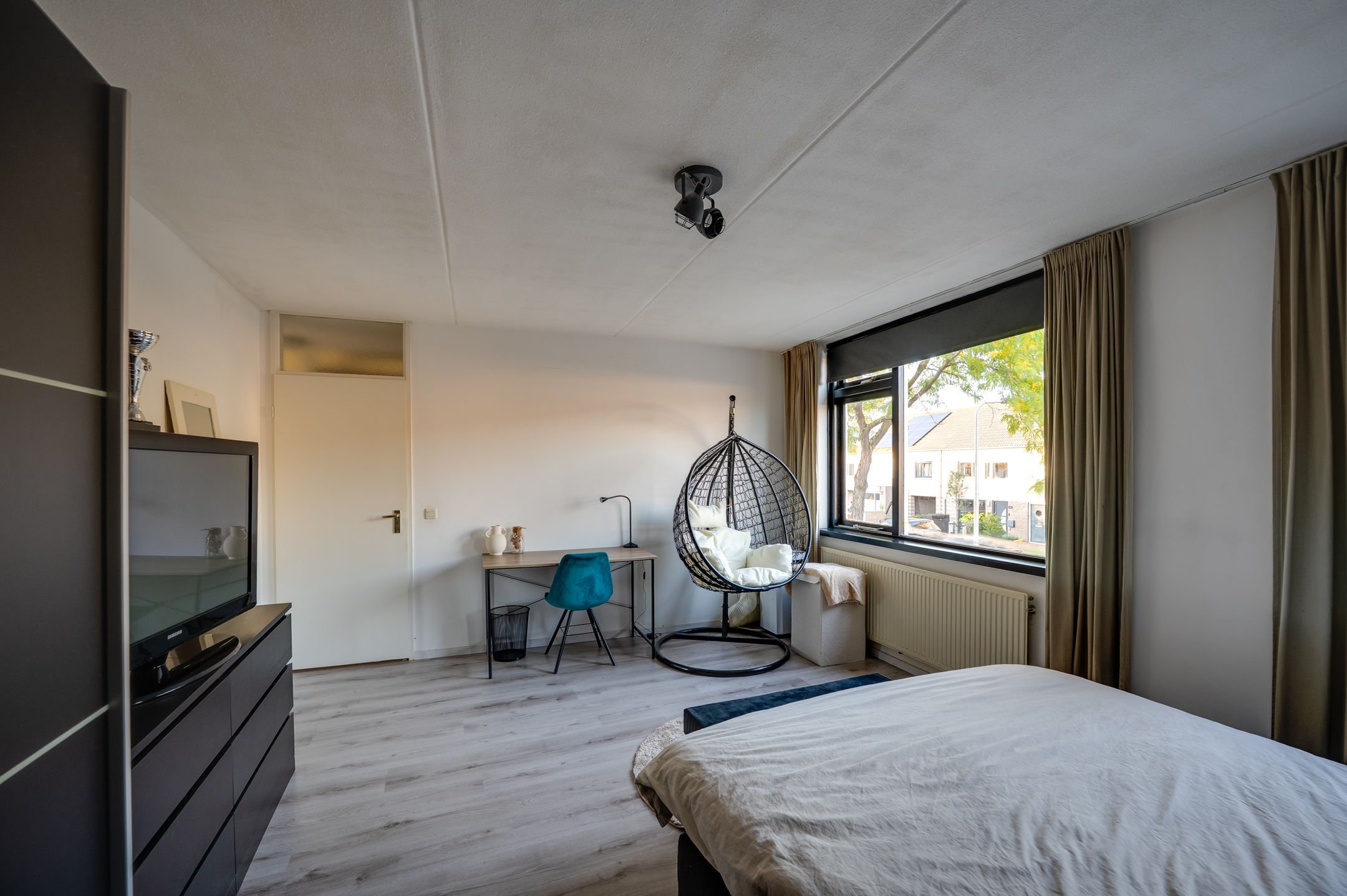 Foto 24 van Ledeackerstraat 22