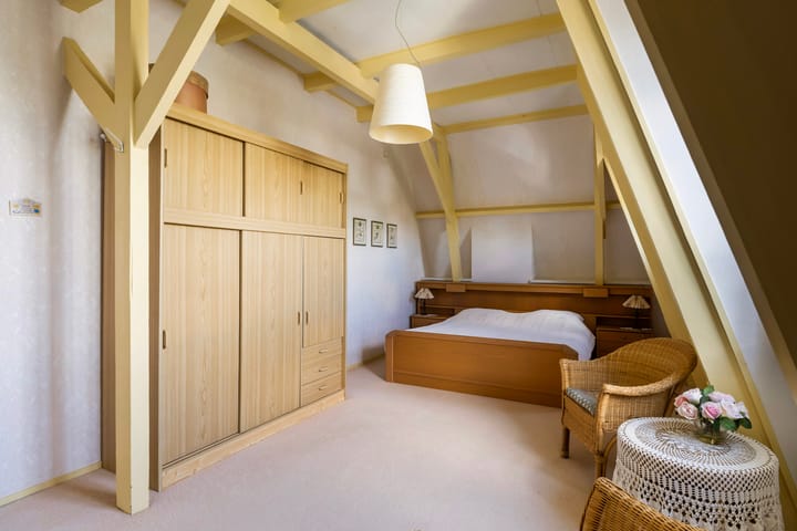 Tussenwoning te koop: Emmakade 40, Leeuwarden