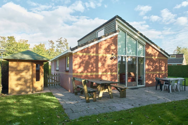 Vrijstaande woning te koop: Bargereed 12, Tzummarum