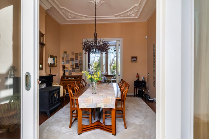 Tussenwoning te koop: Emmakade 40, Leeuwarden