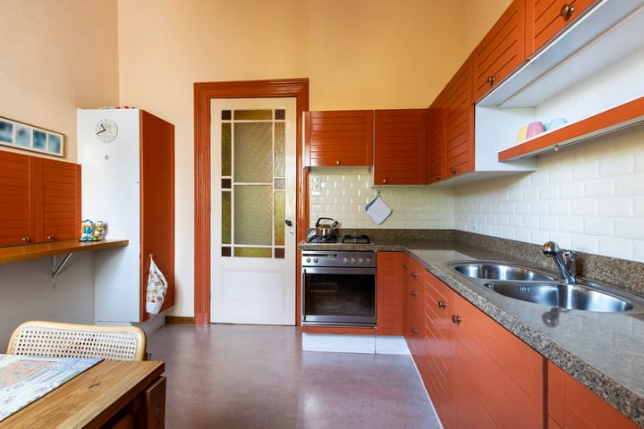 Tussenwoning te koop: Emmakade 40, Leeuwarden