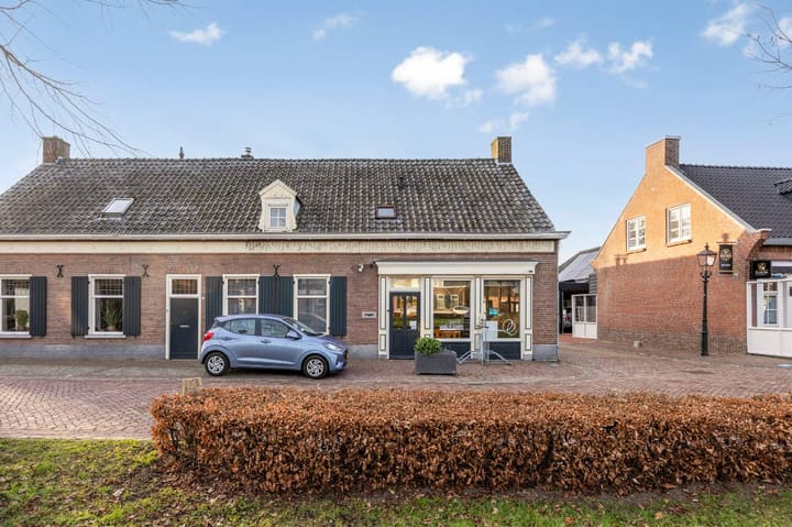 Photo 3 of Barrierweg 8