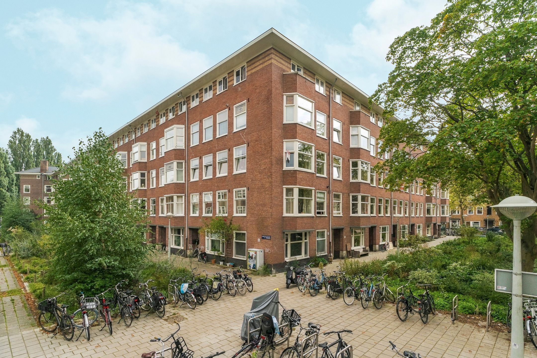 Photo 30 of Lekstraat 69-2