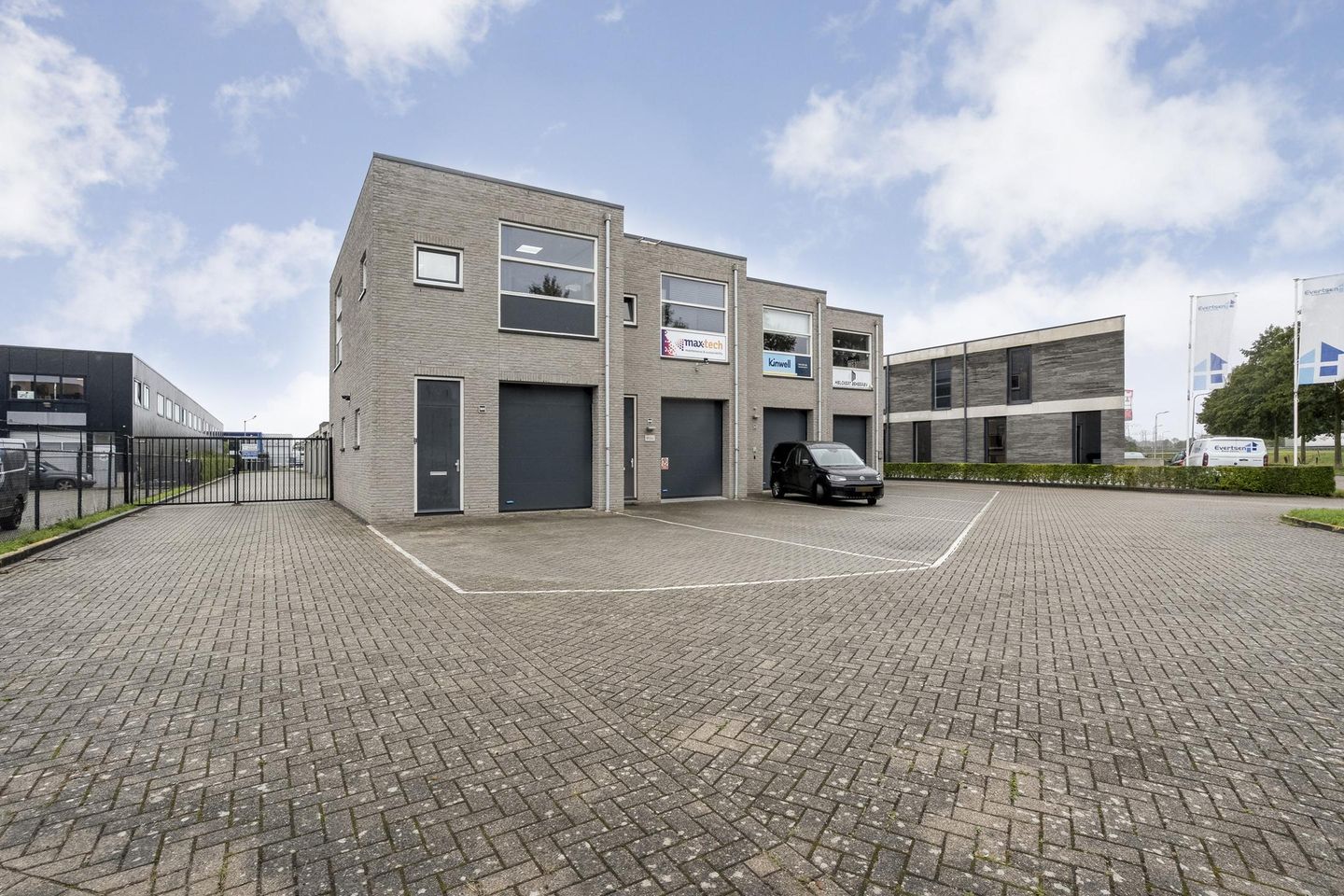 Bekijk foto 4 van Baileystraat 16-H