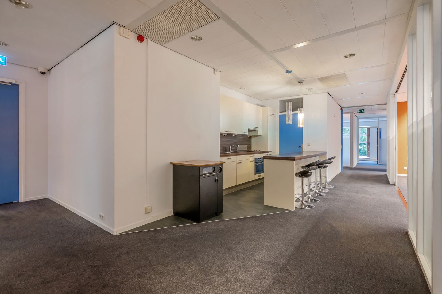 Bekijk foto 5 van Laan van Vredenoord 25