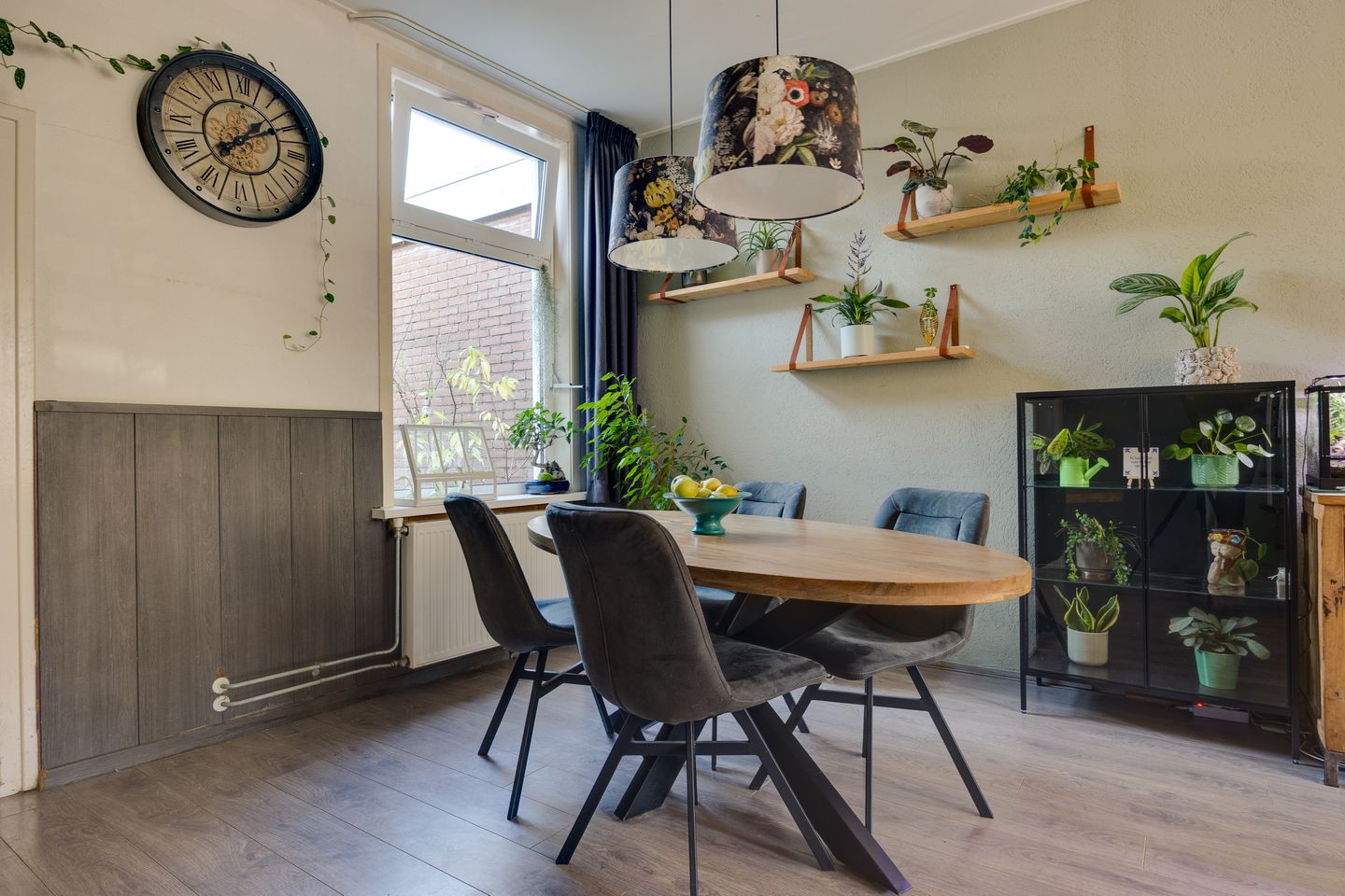 Photo 14 of Oostwijkstraat 48