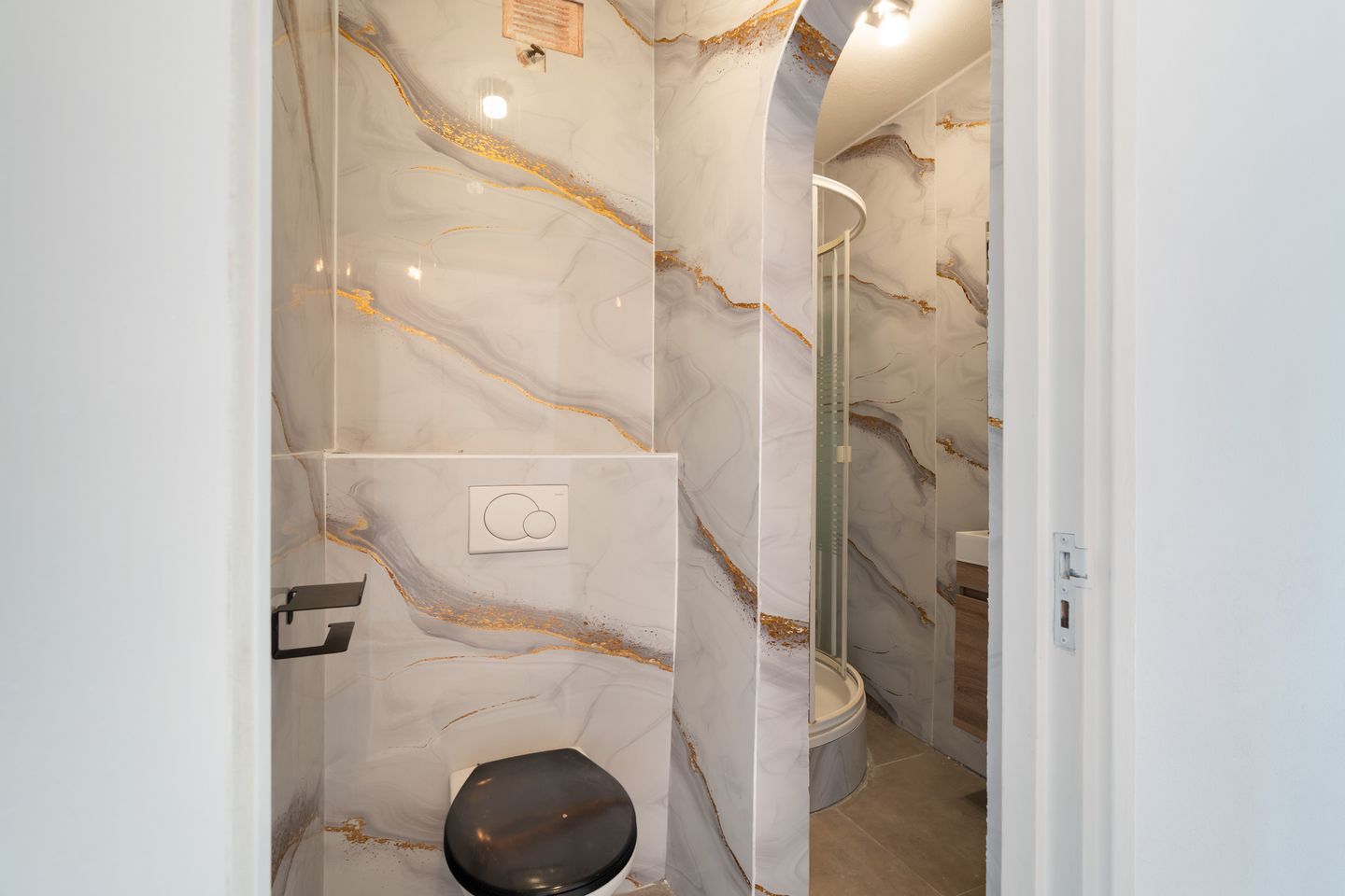 Photo 20 of Ruysdaelhof 40