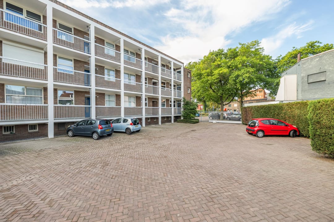 Photo 37 of Dr. Struyckenstraat 84