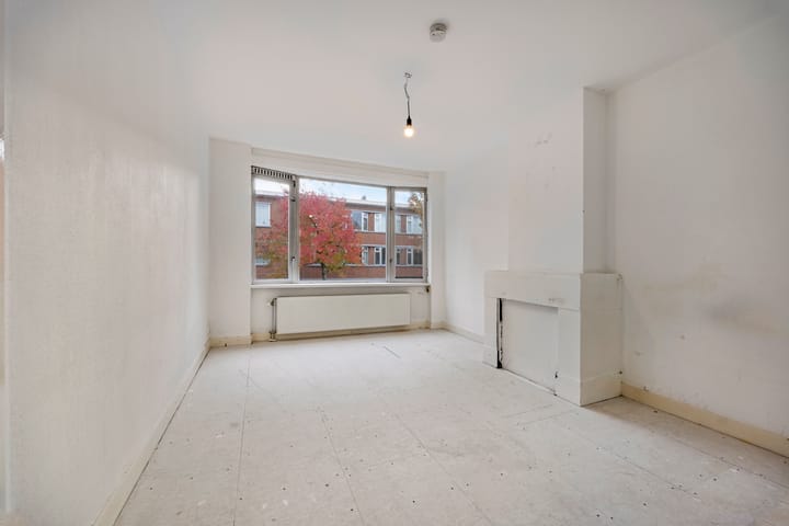 Photo 3 of Vreeswijkstraat 547