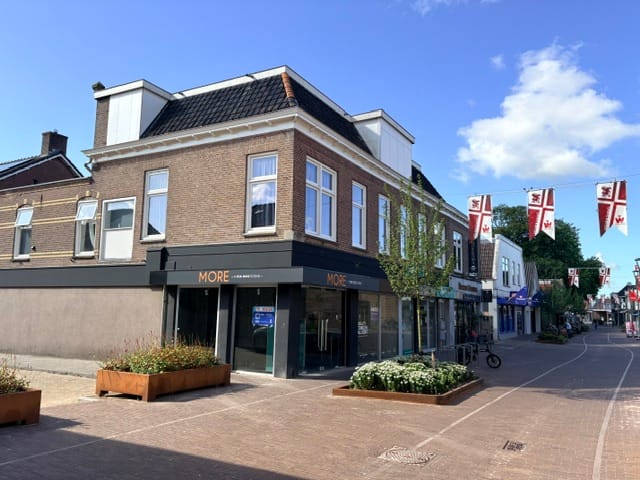 View photo 3 of Van Harenstraat 17