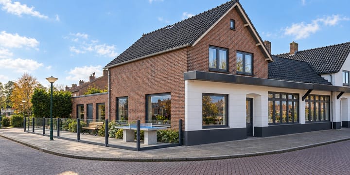 Burgemeester van der Schansstraat 22