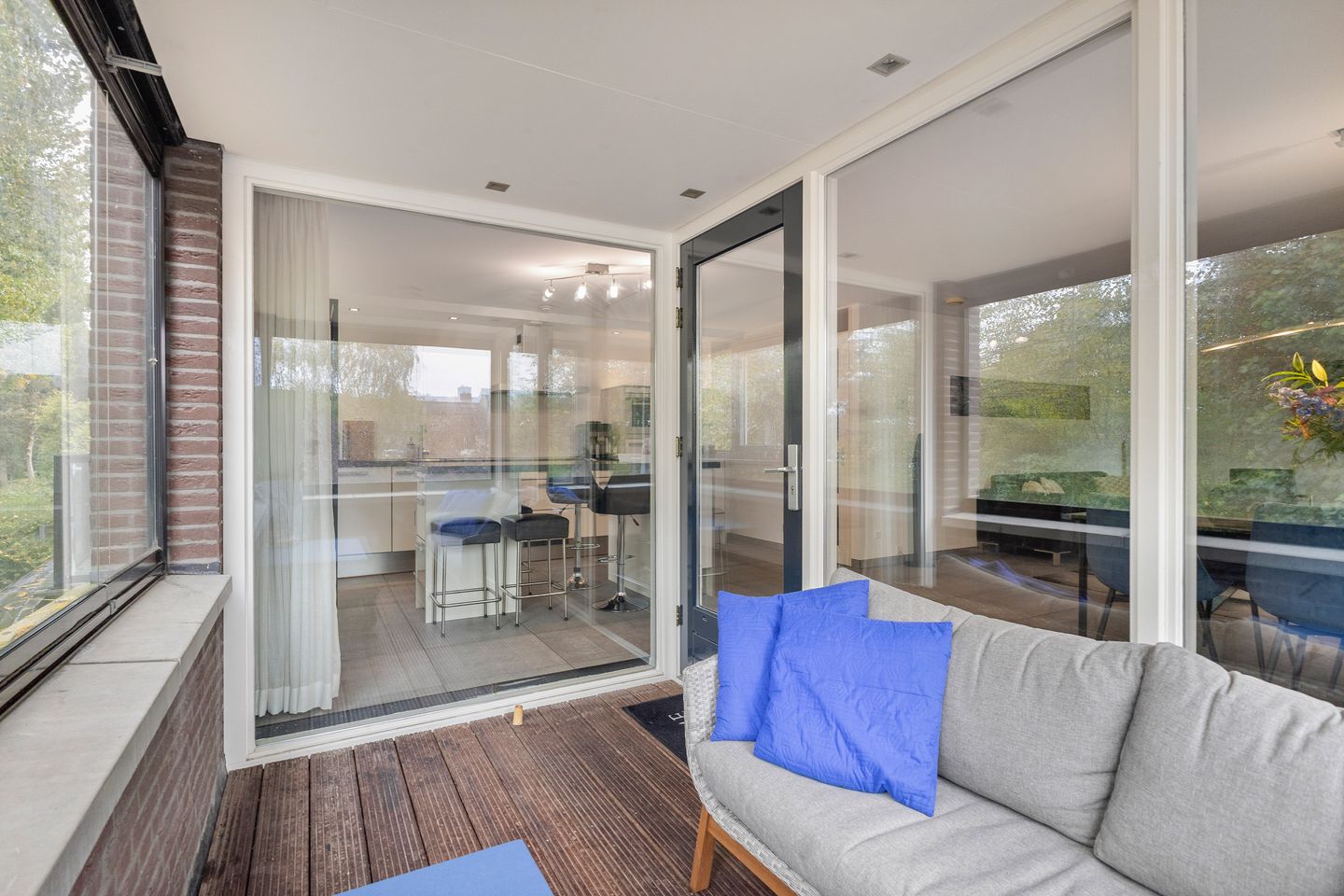 Photo 25 of Van Alphenstraat 6