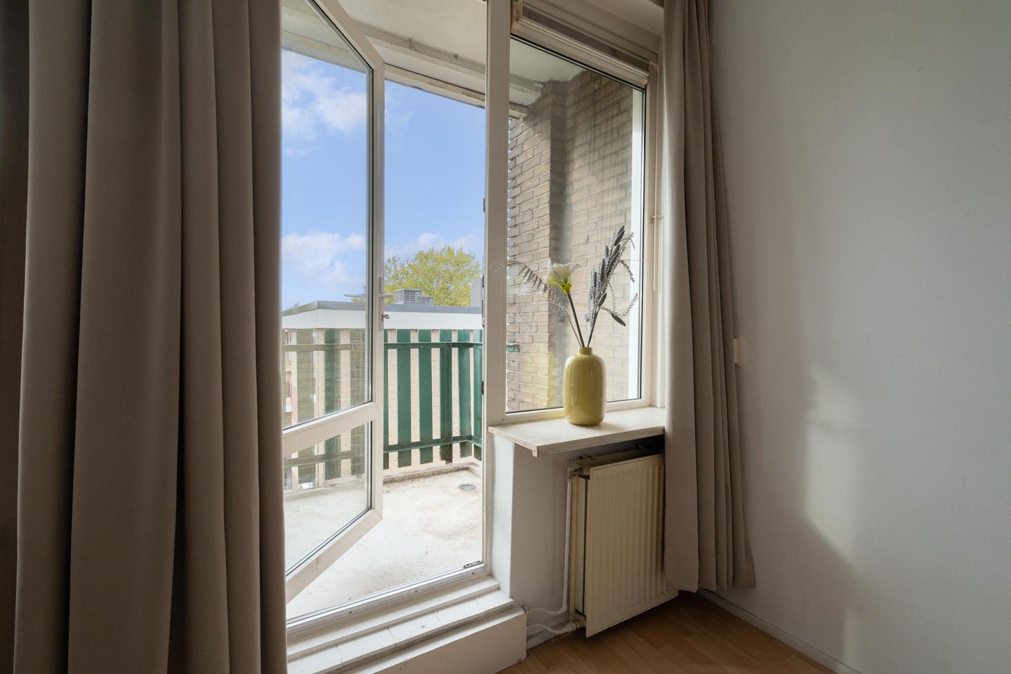 Photo 20 of Roelof van Schevenstraat 127