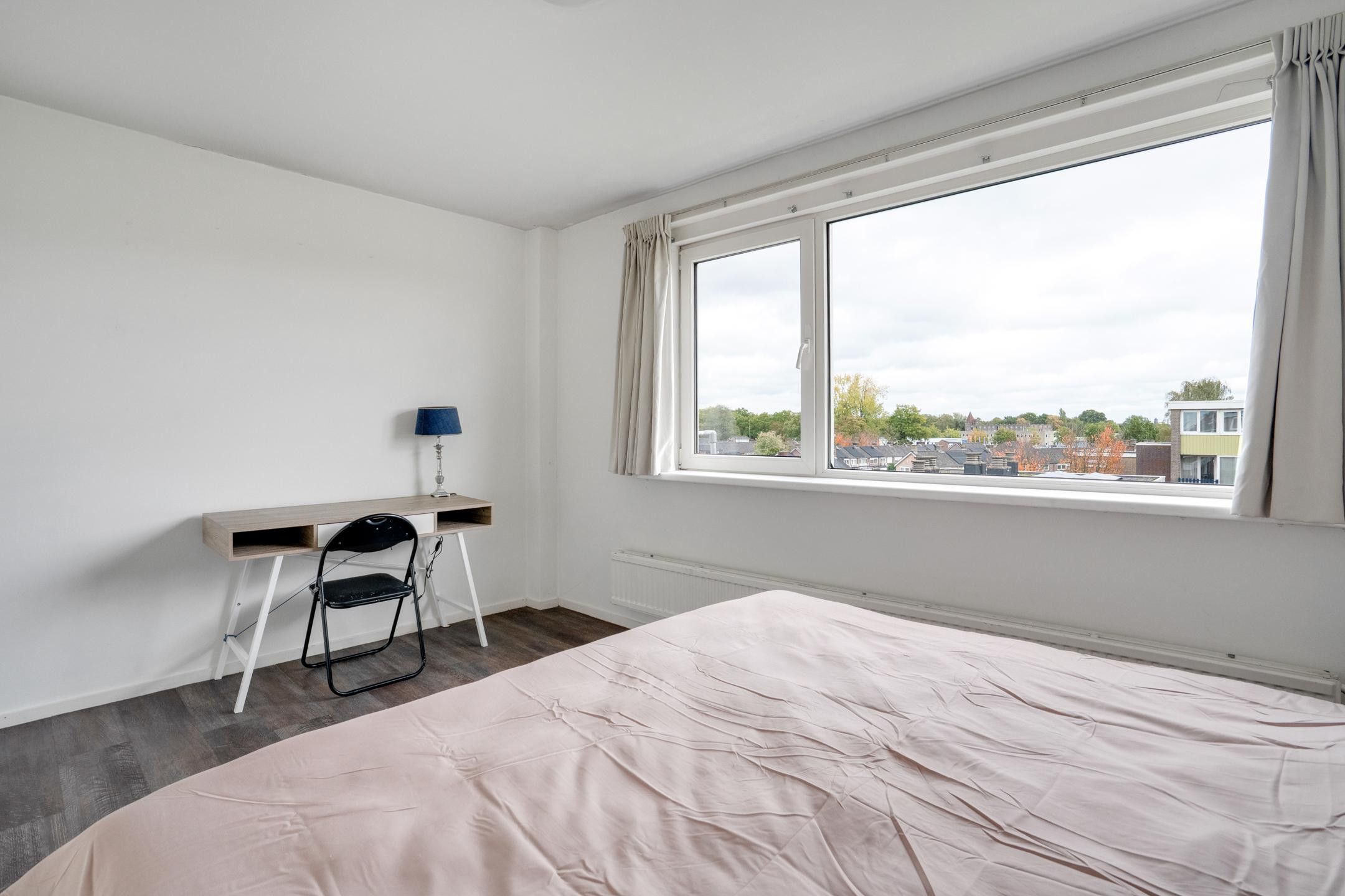 Photo 30 of Roelof van Schevenstraat 127