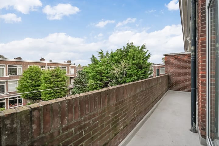 Photo 4 of Geraniumstraat 45