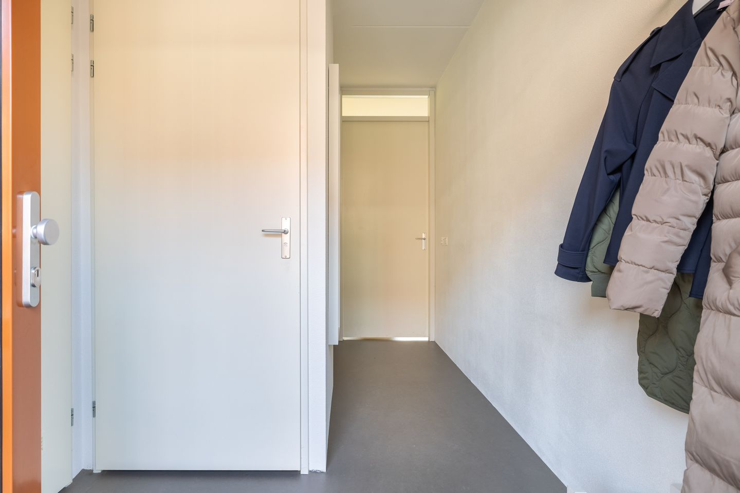 Photo 10 of Jan Luykenstraat 37
