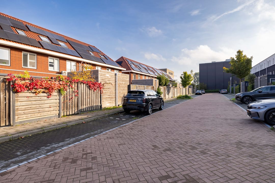 Photo 47 of Jan Luykenstraat 37