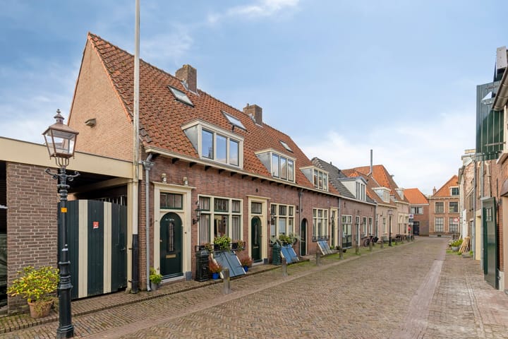 Foto 2 van Helmichstraat 8