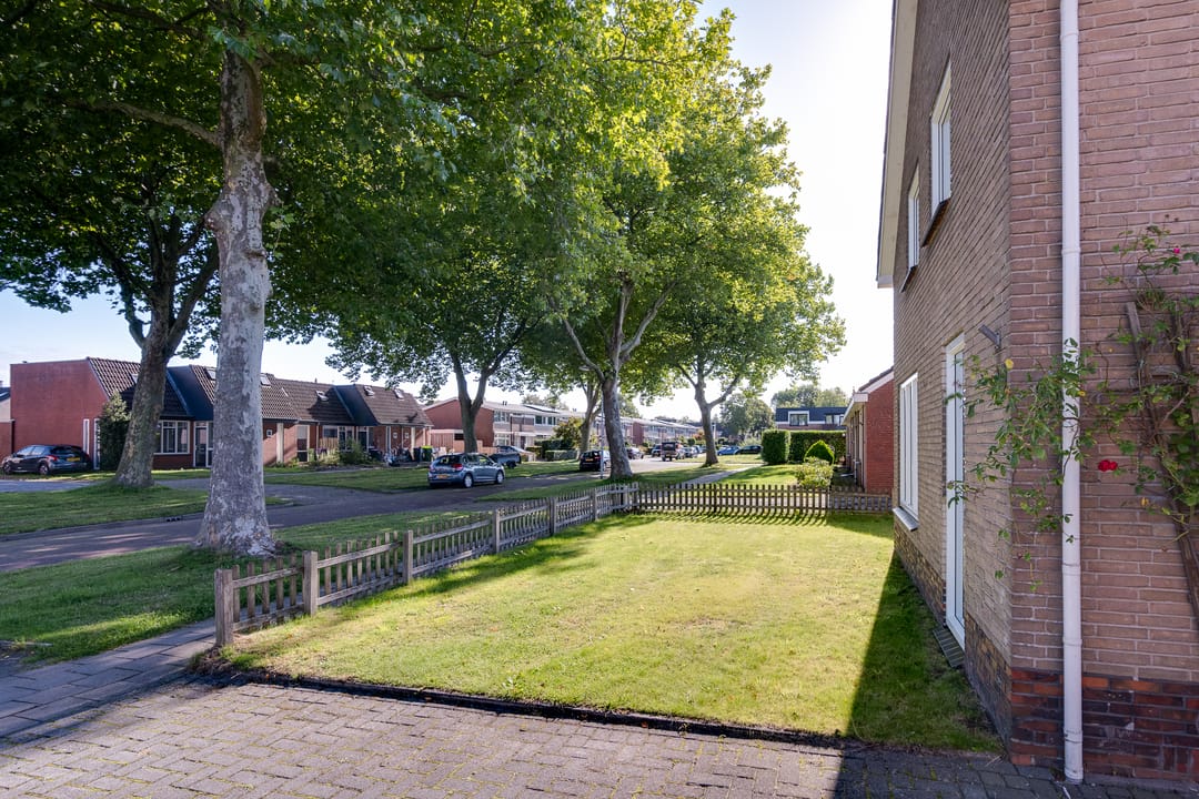 Photo 41 of Ds. Boekholtstraat 40