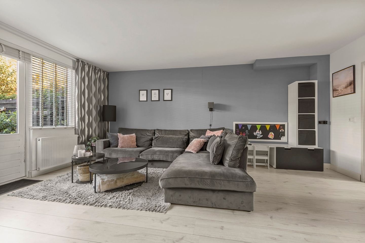 Photo 10 of Camphuysenstraat 34